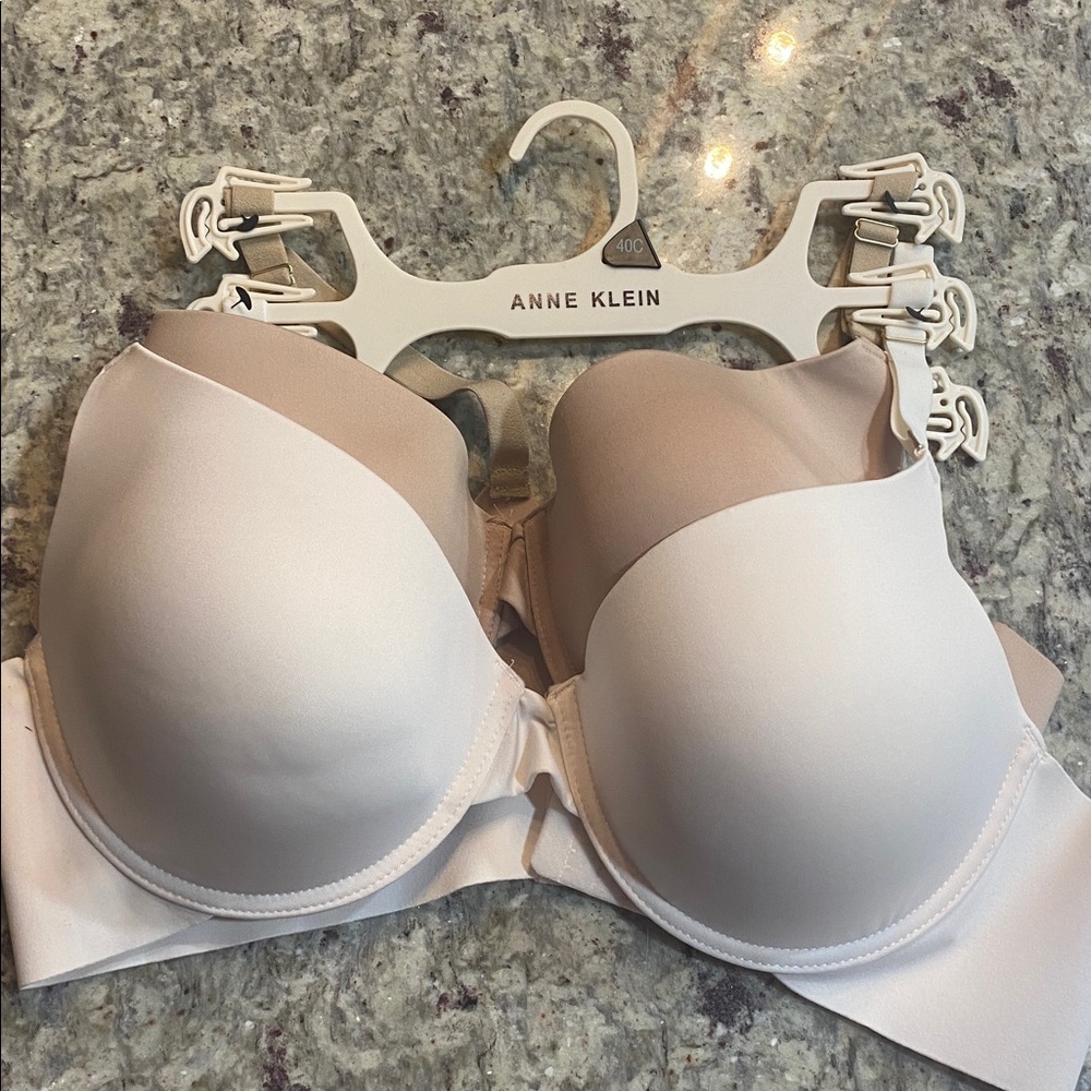 Anne Klein Soft Cream and Beige Bra